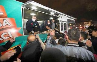 Aksaray Belediyesi Miraç Kandilinde 15 bin kandil...