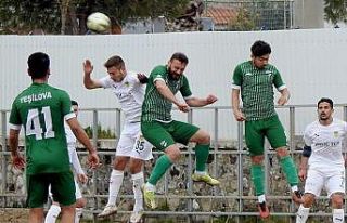 Alaçatıspor, yenilenen sahasında 2-1 galip geldi