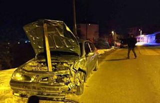 Alkollü sürücünün karıştığı trafik kazasında...