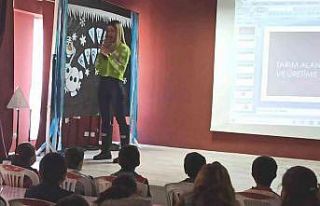 Altıntaş’ta “Yerli Tohum Tarım Atölyesi”...