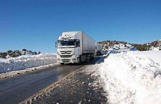 Antalya-Konya karayolu tüm araç trafiğine açıldı