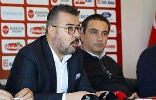 Antalyaspor, yeni transferleri için imza töreni...