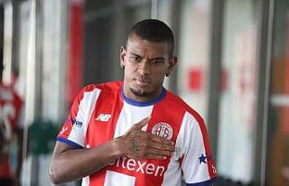 Antalyaspor’da transfer hareketliliği