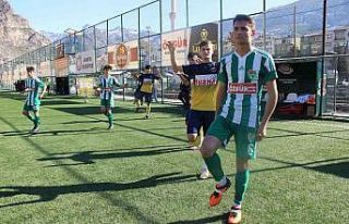 Arkadaşları, Eren için maçta bir dakikalığına...