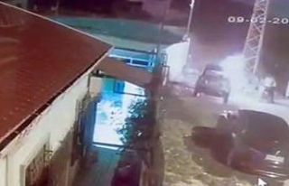 Arnavutköy’de lüks aracın kundaklanma anı kamerada