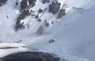 Artvin-Ardahan karayolu üzerindeki Sahara Geçidine...