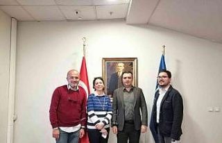 AÜ İletişim Fakültesi Dekan Yardımcısı Güdekli:...