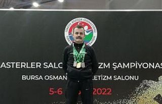 Aydınlı atlet madalyalara doymuyor