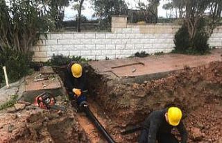 Ayvalık’ta BASKİ ekipleri zor kış koşullarında...