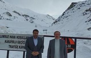 Bahçesaray Dikmetaş yolu ulaşıma açıldı