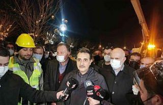 Bakan Dönmez Isparta’da sayaçların okunup elektrik...