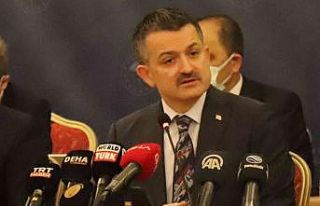 Bakan Pakdemirli’den zincir marketlere KDV’ye...