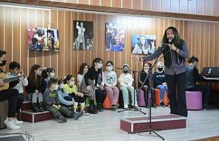 Barış Manço, kendi yaptırdığı okulda anıldı