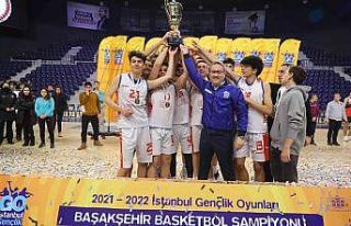 Başakşehir gençlik yatırımlarıyla dikkat çekiyor