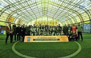 Başakşehirli öğrenciler 12’den vurdu