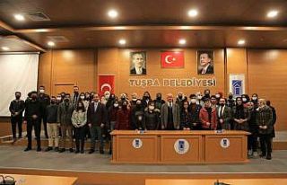 Başkan Akman’dan YKS kursuna katılan öğrencilere...