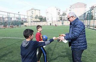Başkan Aygün, çocuklarla bir araya geldi