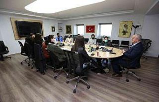 Başkan Aygün, Gazete Kulübü öğrencileri ile...