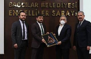 Başkan Büyükkılıç’a yılın ilk ödülü Kayserililerden