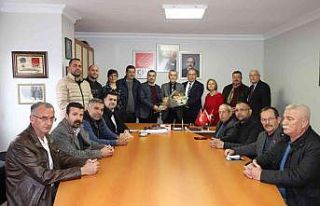 Başkan Çetin Akın’dan CHP ilçe yönetimine ziyaret