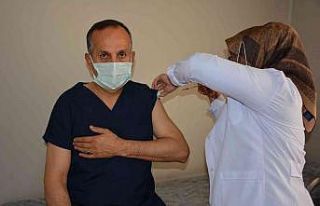 Başkan Saklı 4. doz aşı oldu