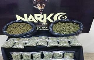 Batman’da uyuşturucu tacirlerine operasyon:5 kişi...