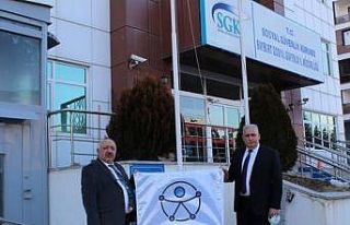 Bayburt’ta ilk Erişilebilirlik Bayrağı göndere...