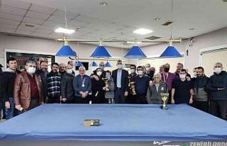 Bilardonun en iyileri Gölcük’te belirlendi
