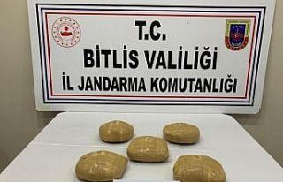 Bitlis’te 5 kilo 200 gram esrar ele geçirildi