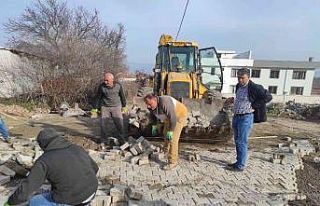 Börezli Mahallesi’nde yol çalışmaları devam...