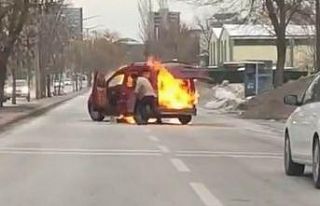Boşanma aşamasındaki genç sinirlenip yol ortasında...