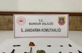 Burdur’da tarihi eser operasyonu