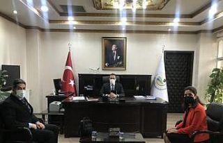 Burhaniye Kaymakamı İlyas Memiş, Vergi Haftasını...