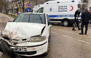 Bursa’da sağanak yağış kaza getirdi