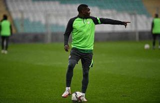 Bursaspor, Tuzlaspor maçının son antrenmanını...