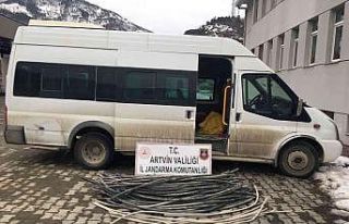 Çalıştıkları iş yerinden kablo çalan iki kişi...