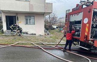 Çatıda çıkan yangın paniğe sebep oldu