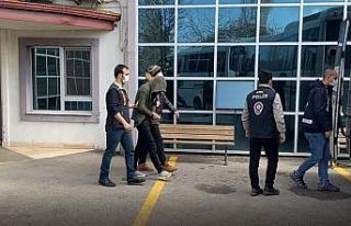 Cep telefonlarına yüklenen zararlı yazımla dolandırıcılığa...