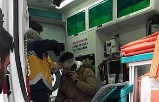 D-100’de kontrolden çıkan otomobil bariyerlere...