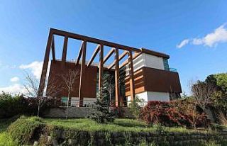 Darıca Gençlik Merkezi’nde tadilat çalışması...