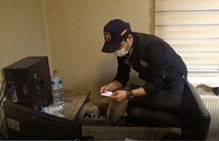 Denizli’de cep telefonlarına zararlı yazım yükleyerek...