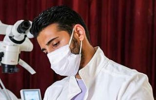 Diş hekimi Şekerci: "Renkli gıda tüketiminden...