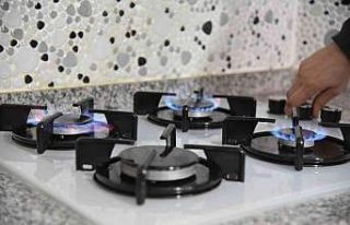 Doğalgaz Dursunbey’de konutlara verildi