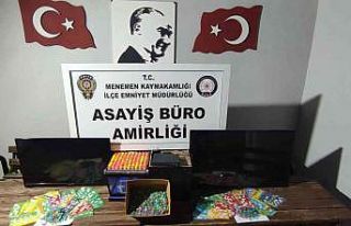 Düğün salonunda ‘kandil günü’ kumar oynarken...