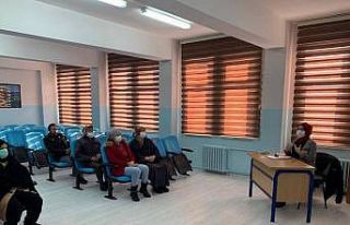 Dumlupınar’da eğitim kurumlarındaki gıda çalışanlarına...