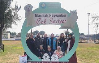 Dünya Kediler Gününde gençlerden anlamlı ziyaret
