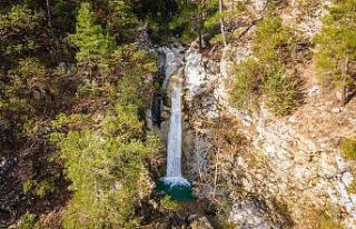 Dutalan Şelalesi yükselen su debisiyle hayata döndü