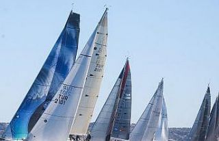 EAYK-Çeşme Marina Kış Trofesi Yarışları hız...