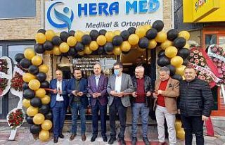 Edremit’te protokolü buluşturan açılış