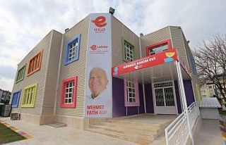 Efeler’in üçüncü Gündüz Bakımevi açılışa...